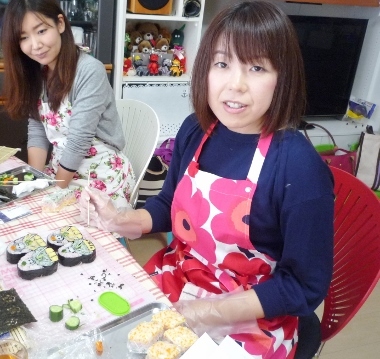 P1550345 (380x359).jpg